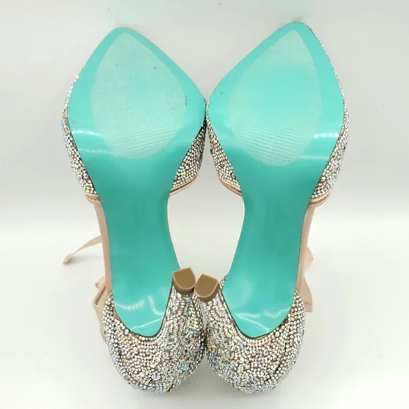 Betsey Johnson Iris pumps NWOB - Picture 8 of 12